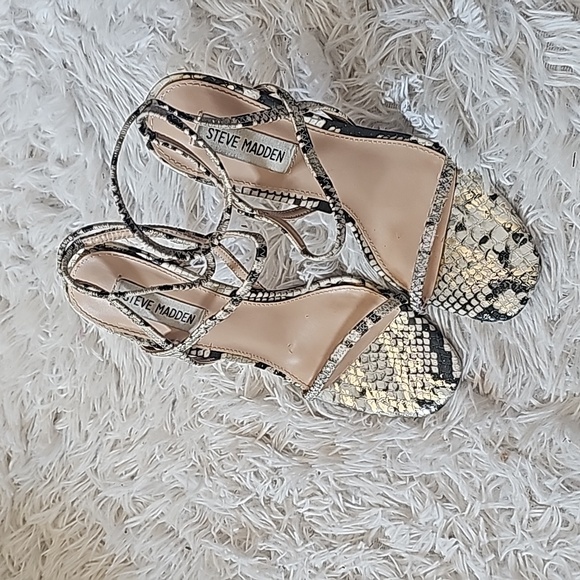Steve madden "nectur" snake print strappy heels - Picture 2 of 5